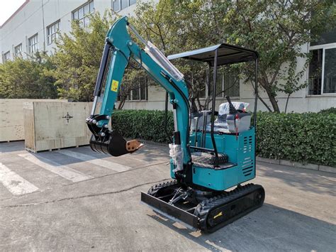 did anyone has bought the household mini excavator from bit.ly|Buying a mini excavator for around my property : .